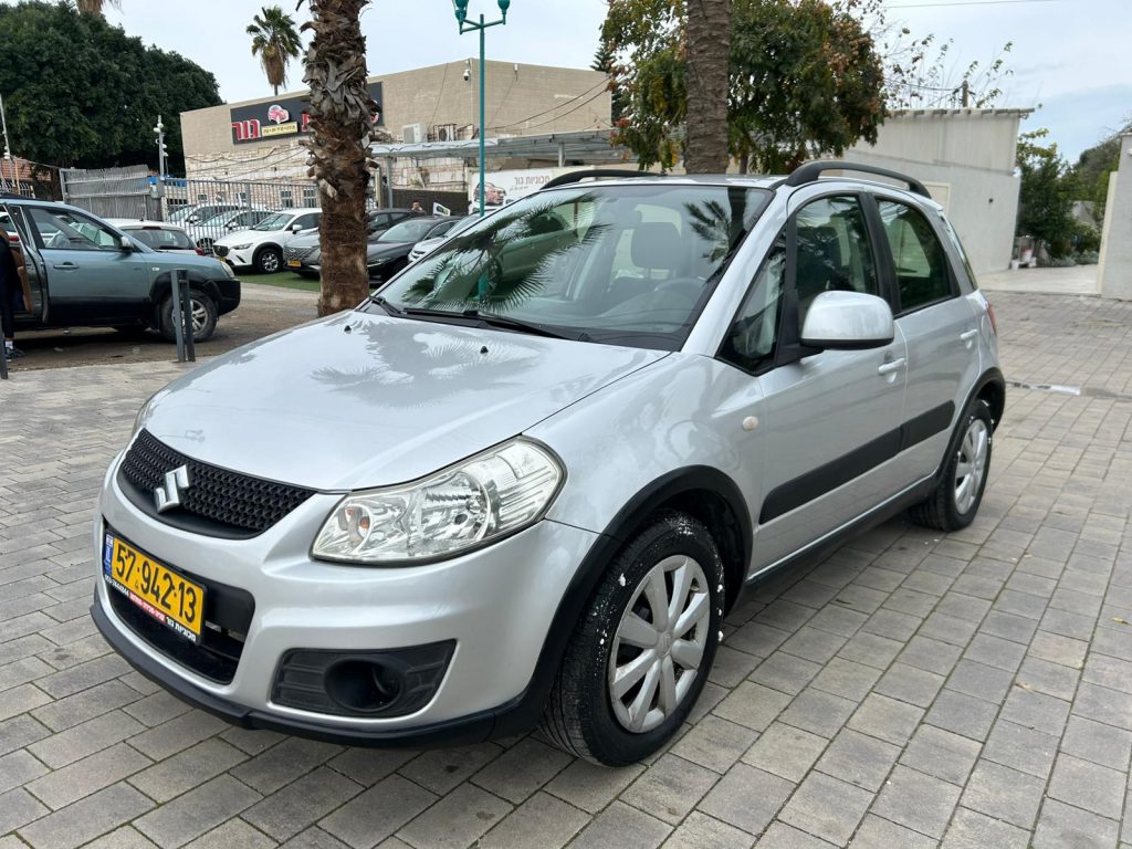 סוזוקי sx4