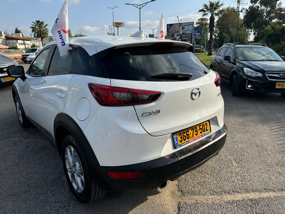 מאזדה CX3 (2)